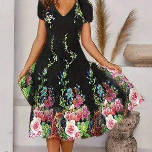 HP 🎉 Floral Border Print V Neck Midi Dress